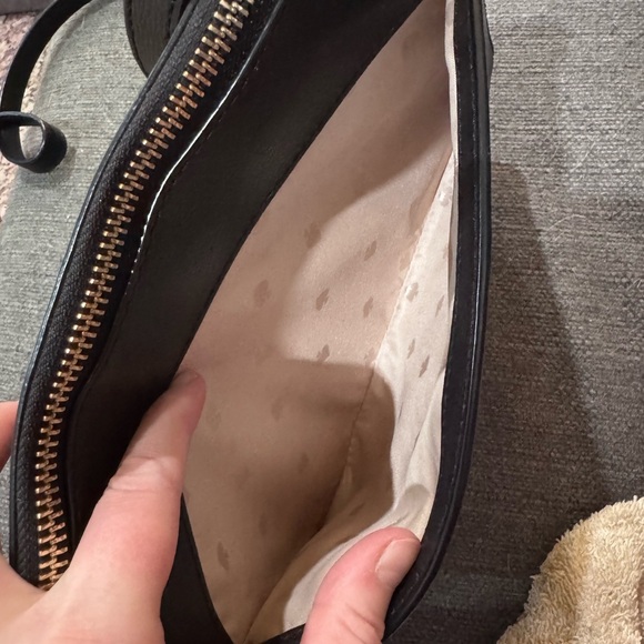 Kate Spade EUC Black Adel Medium Crossbody - Picture 4 of 16